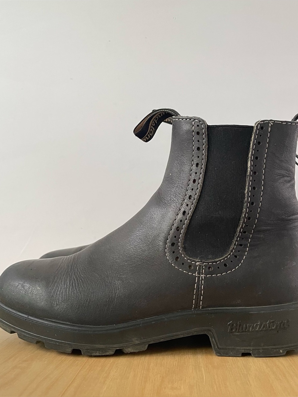 Blundstone Women's Original High-Top Chelsea Boots | AU 4 - Picture 3 of 8
